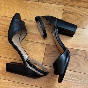 Steve Madden Black Block Heel Open-Toe Sandals - Women